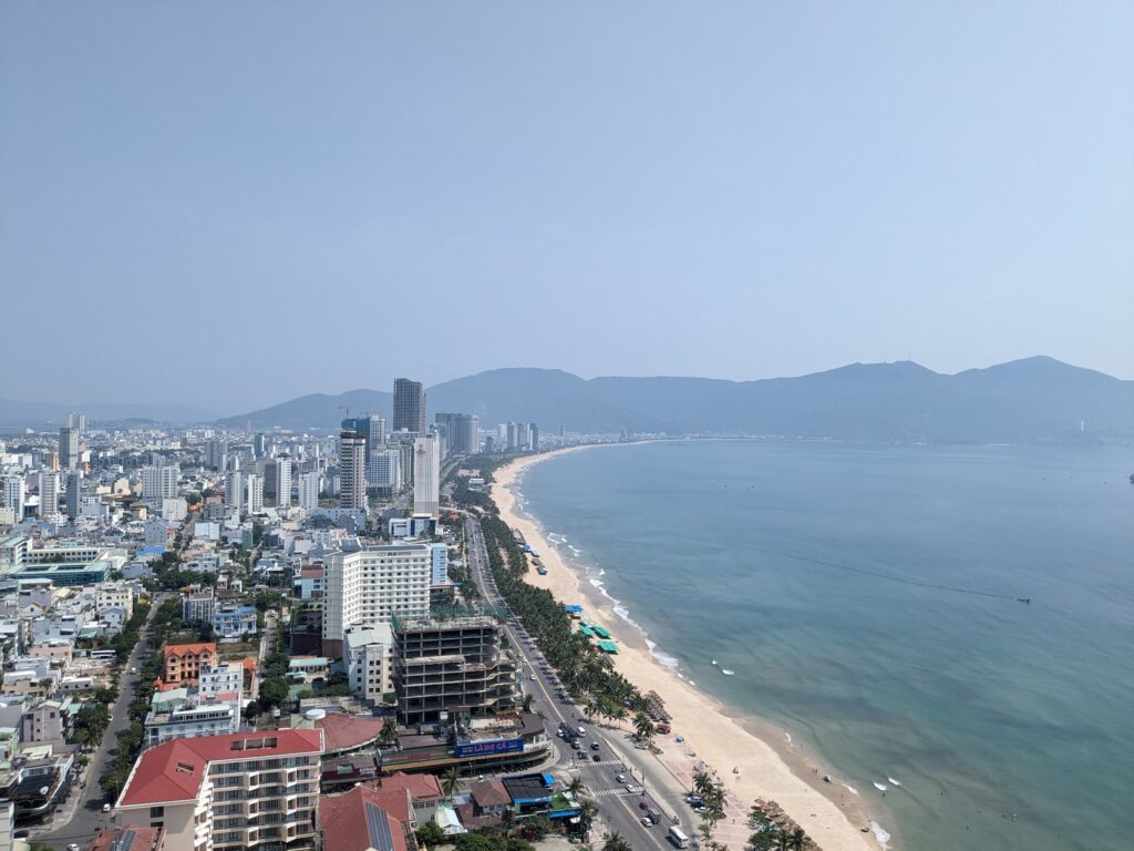 There are many beaches stretching along Da Nang.